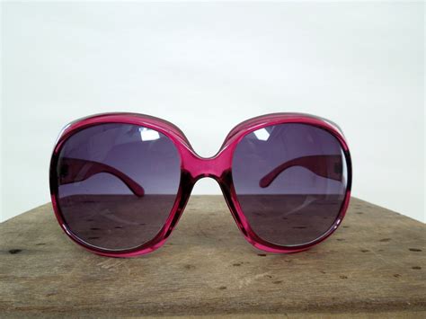 oversized jackie o sunglasses.